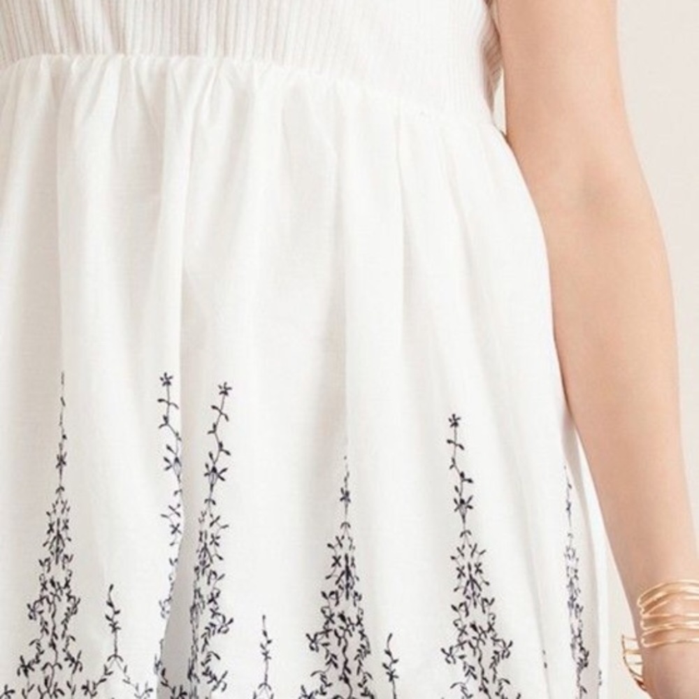 Entro medium navy blue and white embroidered dress - Picture 8 of 8